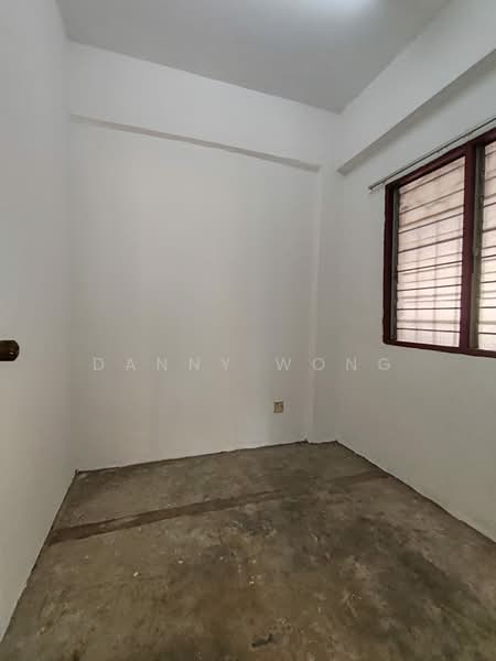 Apartment for Sale at Pangsapuri Taman Bukit Rawang Putra - Danny Wong - Interior - PropertyGuru.com.my