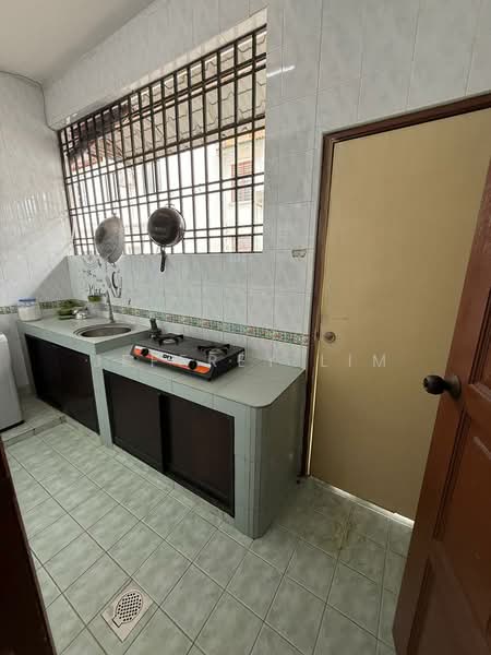 2-storey Terraced House for Sale in Iskandar Puteri (Nusajaya) (Johor) - Jeffrey Lim - Kitchen - PropertyGuru.com.my