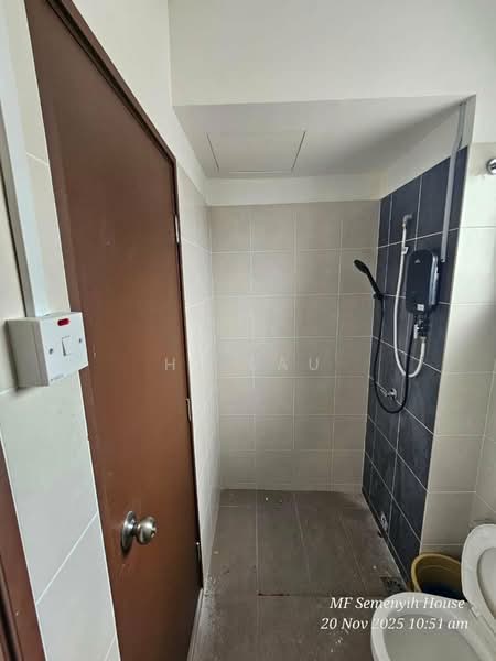 Bandar Tasik Kesuma untuk Untuk Disewa - RM 2,000 /bulan, Apr 2026 - Bathroom - PropertyGuru.com.my