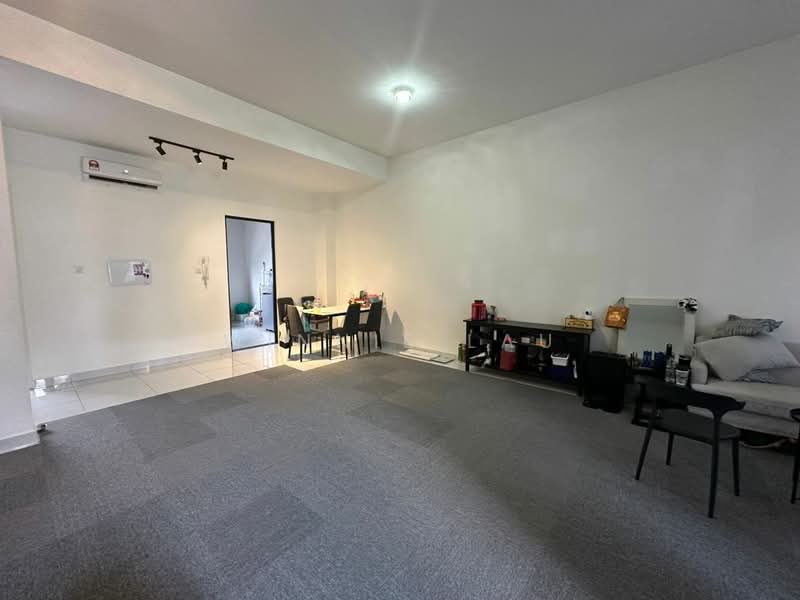Rumah Teres 2.5 Tingkat untuk Disewa di Iskandar Puteri (Nusajaya) (Johor) - Winnie Lau - Living Room - PropertyGuru.com.my