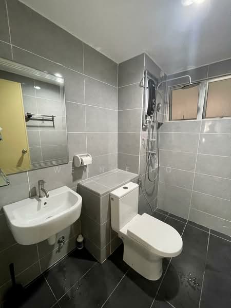 Seri Intan Apartment untuk Untuk Dijual - RM 290,000, Apr 2026 - Bathroom - PropertyGuru.com.my