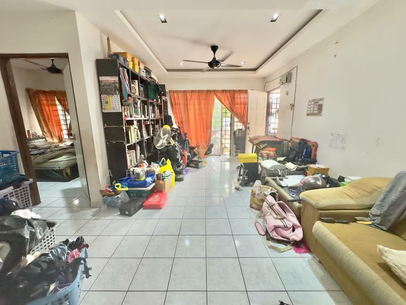 Bandar Tasik Kesuma untuk Untuk Dijual - RM 620,000, Apr 2026 - Living Room - PropertyGuru.com.my
