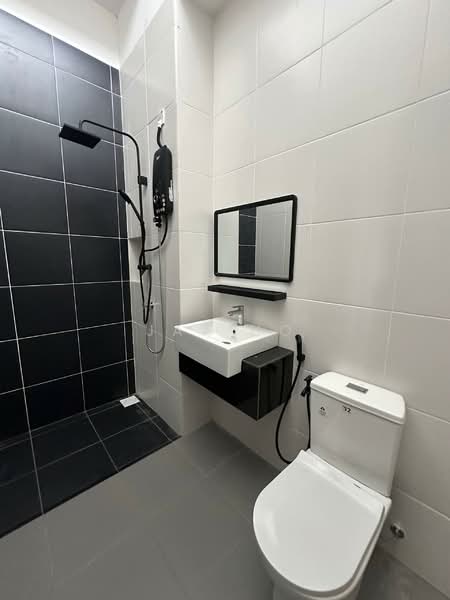 Eco Botanic untuk Untuk Disewa - RM 4,500 /bulan, Apr 2026 - Bathroom - PropertyGuru.com.my