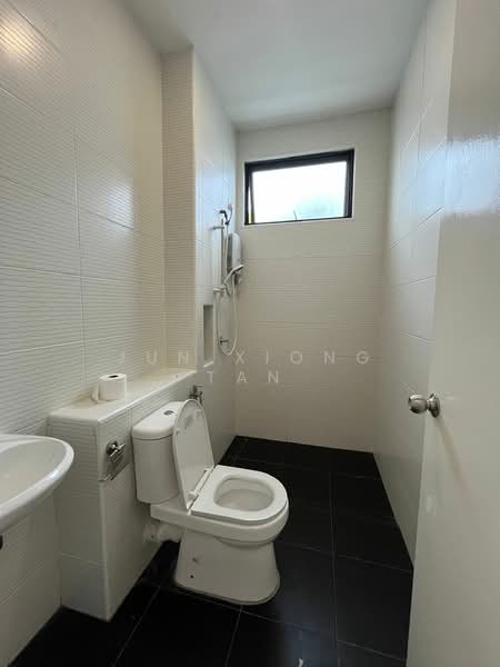 2-storey Terraced House for Sale in Kota Masai (Pasir Gudang) - Jun Xiong Tan - Bathroom - PropertyGuru.com.my