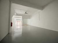 For Rent - Bukit Tengah Shoplot Ground Floor 1400sf RM3500 Clean Business