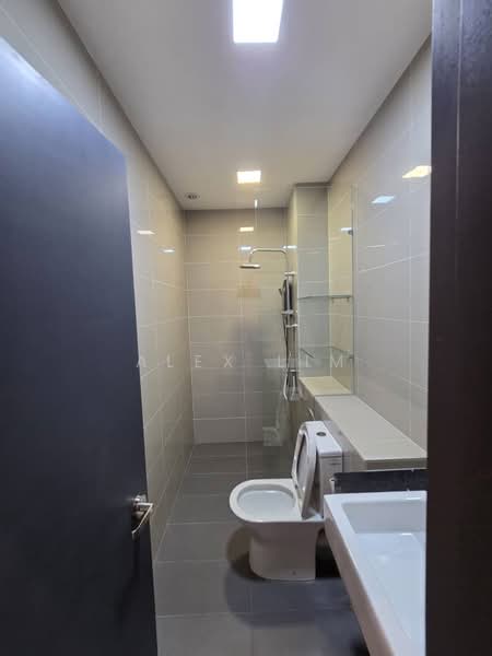 Service Residence for Sale at Sunway Grid Residence - Alex Lim - Bathroom - PropertyGuru.com.my