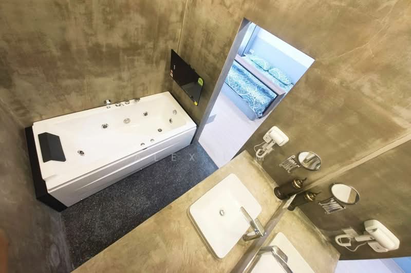 Service Residence for Sale at Sunway Grid Residence - Alex Lim - Bathroom - PropertyGuru.com.my