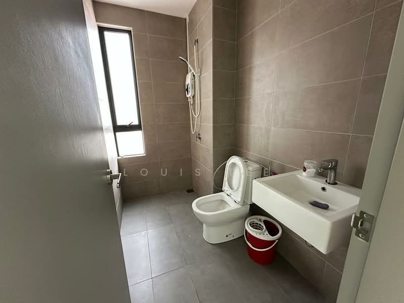 99 Residence untuk Untuk Disewa - RM 1,700 /bulan, Apr 2026 - Bathroom - PropertyGuru.com.my