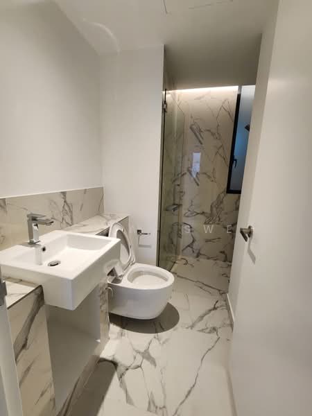 Service Residence for Sale at Lumi Tropicana Serviced Residence - Ethan Swe - Bathroom - PropertyGuru.com.my