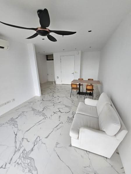 Kediaman Servis untuk Dijual di Lumi Tropicana Serviced Residence - Ethan Swe - Living Room - PropertyGuru.com.my