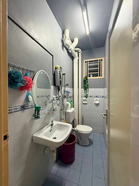 Apartment for Sale at Villa Bestari Apartment - Alex Lim - Bathroom - PropertyGuru.com.my