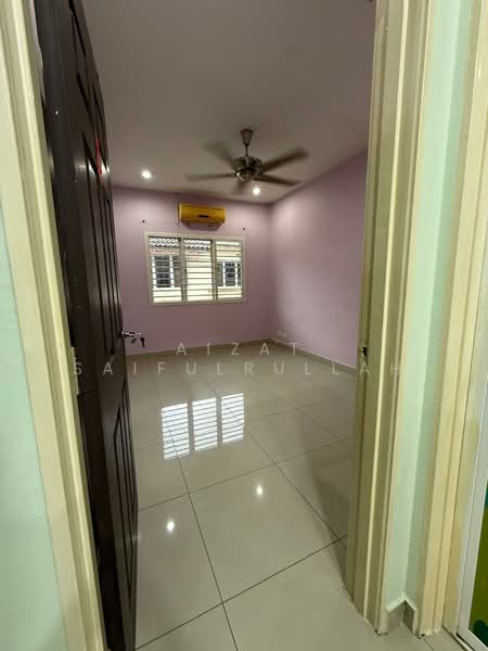 Rumah Teres 2 Tingkat untuk Dijual di Taman Sri Putra Mas (Sungai Buloh) - Aizat Saifulrullah - Bedroom - PropertyGuru.com.my