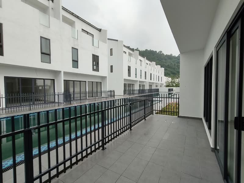 4-storey Terraced House for Sale in Damansara Perdana (Selangor) - Patrick Tan - Exterior - PropertyGuru.com.my