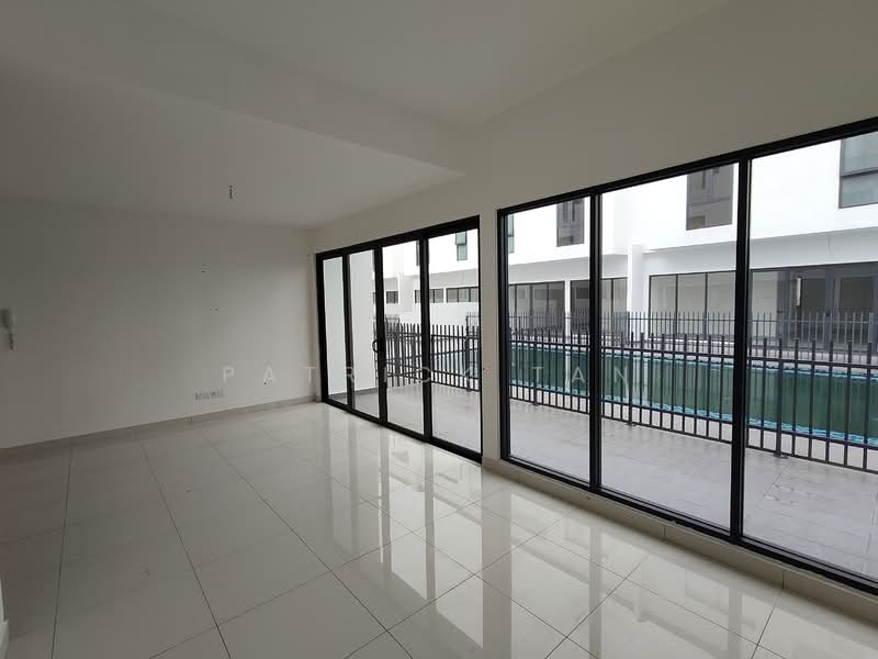 4-storey Terraced House for Sale in Damansara Perdana (Selangor) - Patrick Tan - Living Room - PropertyGuru.com.my