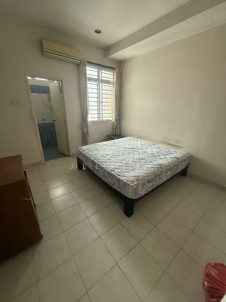 Rumah Teres 2 Tingkat untuk Dijual di Taman Skudai Indah (Skudai) - Jee Hui - Bedroom - PropertyGuru.com.my
