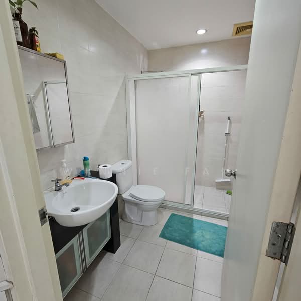 Servis Apartment untuk Disewa di Tropicana City Tropics - Winnie Fam - Bathroom - PropertyGuru.com.my