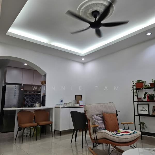 Servis Apartment untuk Disewa di Tropicana City Tropics - Winnie Fam - Living Room - PropertyGuru.com.my