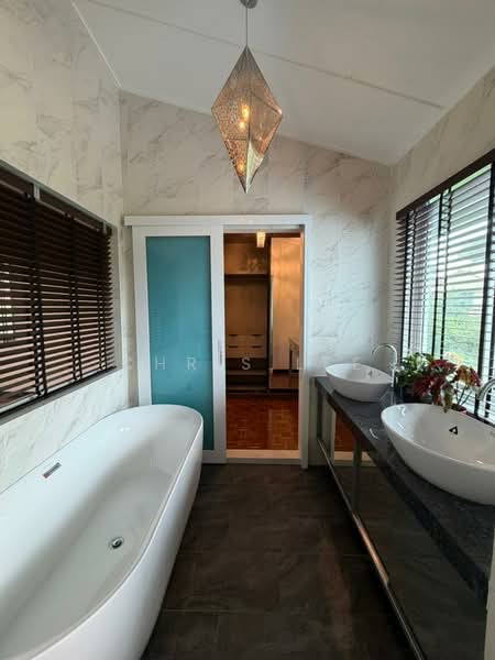 Seksyen 22 untuk Untuk Disewa - RM 19,000 /bulan, Apr 2026 - Bathroom - PropertyGuru.com.my