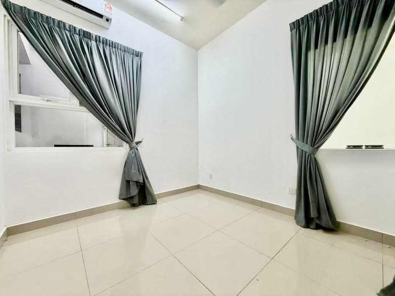 Condominium for Rent at Mutiara Ville - Zilla Ahmad - Interior - PropertyGuru.com.my