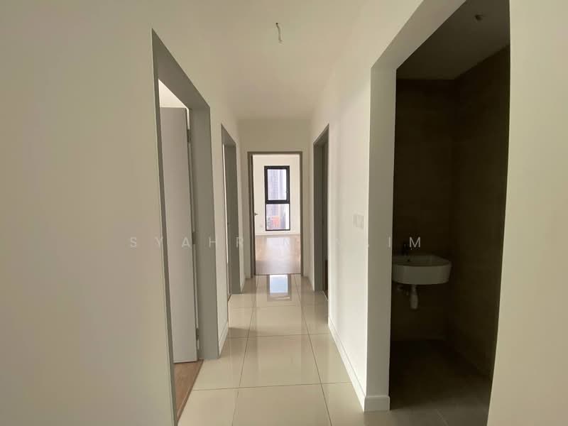 Condominium for Rent at Skyline KL - Syahrim Naim - Corridor - PropertyGuru.com.my