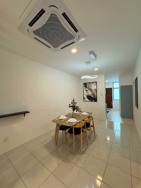 Lagenda Kulai untuk Untuk Dijual - RM 383,000, Apr 2026 - Dining Room - PropertyGuru.com.my