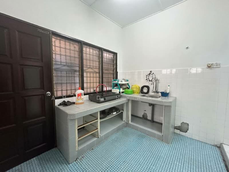 Taman Klang Perdana untuk Untuk Dijual - RM 300,000, Apr 2026 - Kitchen - PropertyGuru.com.my