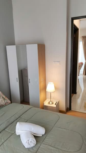 Condominium for Rent at Bay Laurel @ Country Garden Danga Bay - Chris Liew - Bedroom - PropertyGuru.com.my