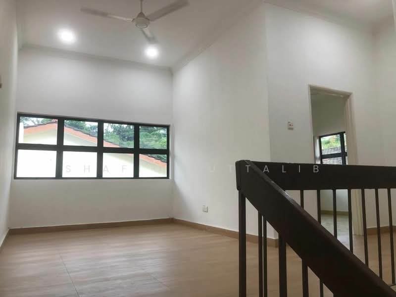 For Sale - Taman Koperasi Cuepacs