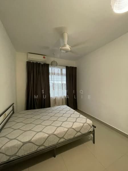 Condominium for Sale at Dwiputra Residences - Shafiq Muttalib - Bedroom - PropertyGuru.com.my