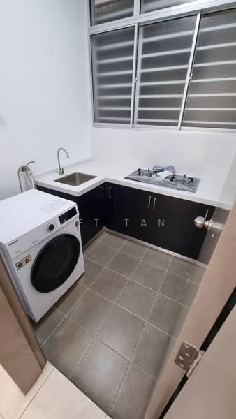 Condominium for Rent at Platinum Splendor Residence - Jet Tan - Kitchen - PropertyGuru.com.my