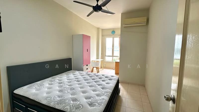 Condominium for Rent at Putra Marine Resort - Gan Chun Kai - Bedroom - PropertyGuru.com.my