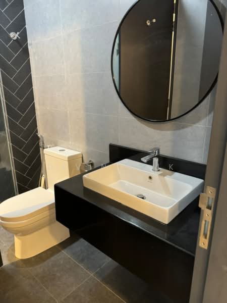 Service Residence for Rent at Sunway Velocity TWO - Devin Goik - Bathroom - PropertyGuru.com.my