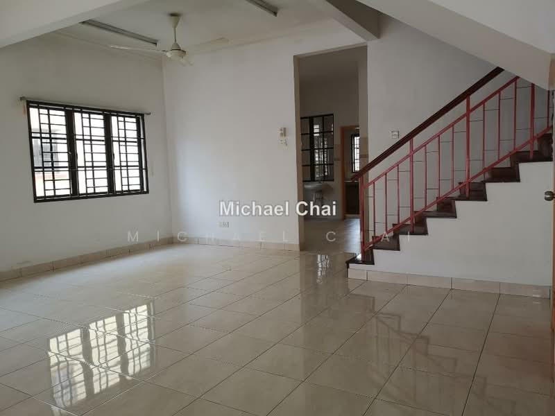 Rumah Teres 2 Tingkat untuk Dijual di Bandar Puteri Puchong (Puchong) - Michael Chai - Living Room - PropertyGuru.com.my