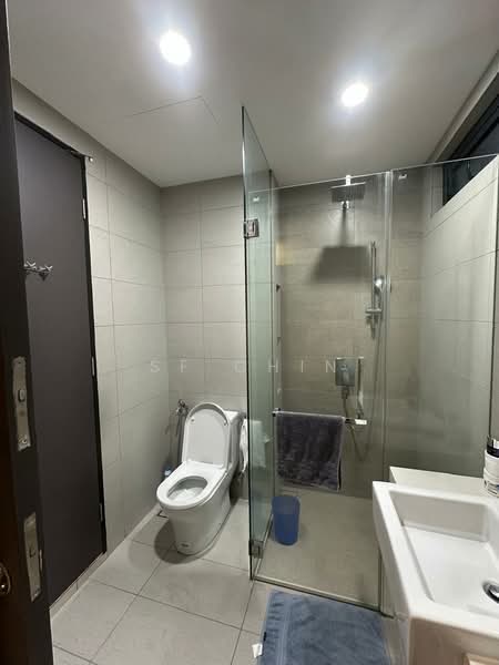 Service Residence for Sale at Skyluxe On The Park Bukit Jalil - SF Chin - Bathroom - PropertyGuru.com.my