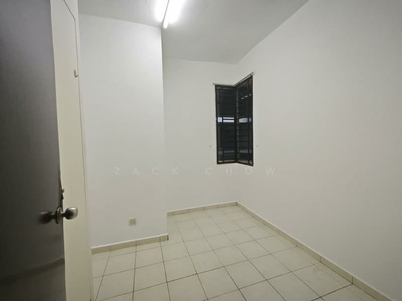 Nusa Perdana Serviced Apartment untuk Untuk Dijual - RM 338,000, Apr 2026 - Interior - PropertyGuru.com.my