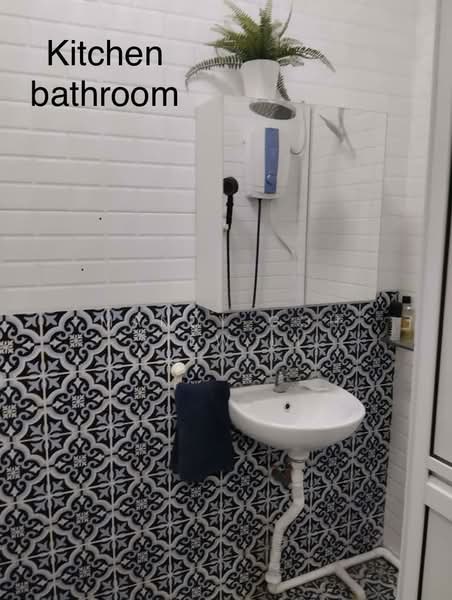 Saleng Taman Muhibbah 2.5 Storey untuk Untuk Dijual - RM 518,000, Apr 2026 - Bathroom - PropertyGuru.com.my