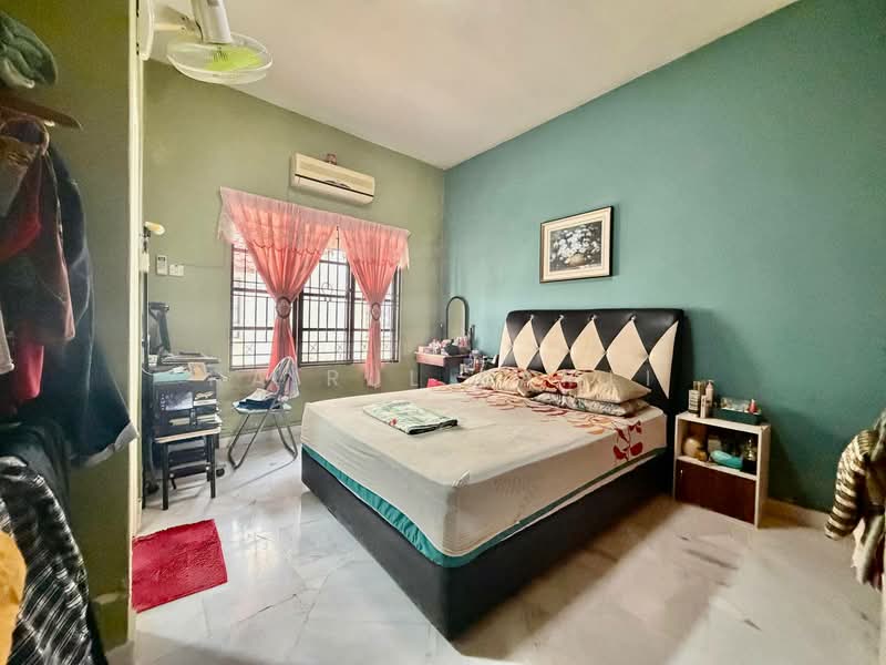 Residential Land for Sale in Alam Damai (Cheras) - Hairul Ramli - Bedroom - PropertyGuru.com.my