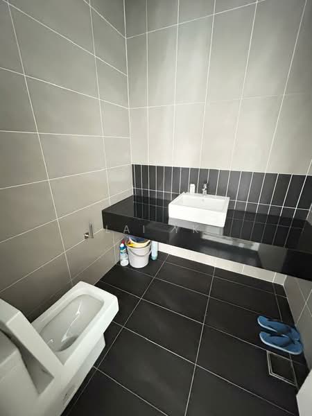 Semi-Detached House for Sale in Shah Alam (Selangor) - Lai YK - Bathroom - PropertyGuru.com.my