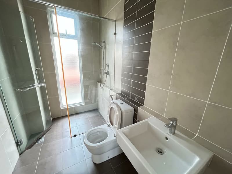 Semi-Detached House for Sale in Shah Alam (Selangor) - Lai YK - Bathroom - PropertyGuru.com.my