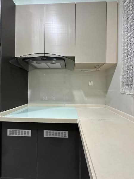 Condominium for Sale at Royal Strand @ Country Garden Danga Bay - Ms Loh - Kitchen - PropertyGuru.com.my