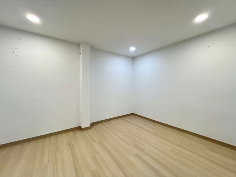 2-storey Terraced House for Sale in Taman Bukit Kempas (Tampoi) - Alex Ng - PropertyGuru.com.my