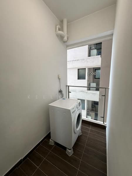 Condominium for Rent at Royal Strand @ Country Garden Danga Bay - Kelly Chen - Balcony - PropertyGuru.com.my