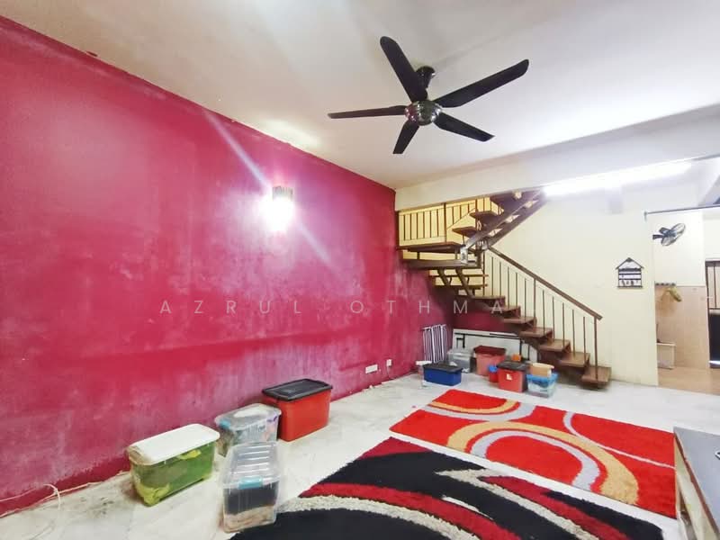 2-storey Terraced House for Sale in Sikamat (Negeri Sembilan) - Azrul Othman - Living Room - PropertyGuru.com.my