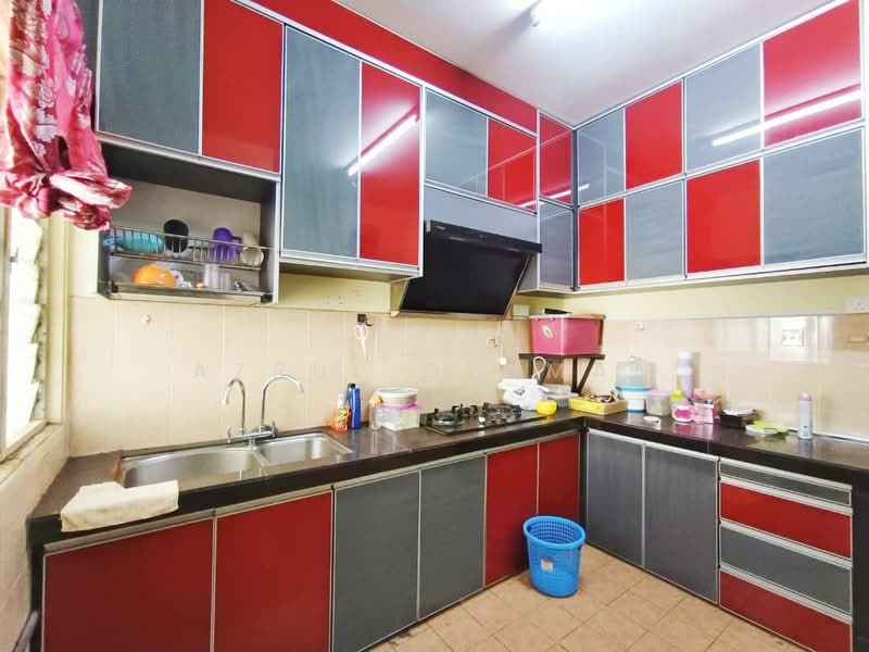 2-storey Terraced House for Sale in Sikamat (Negeri Sembilan) - Azrul Othman - Kitchen - PropertyGuru.com.my