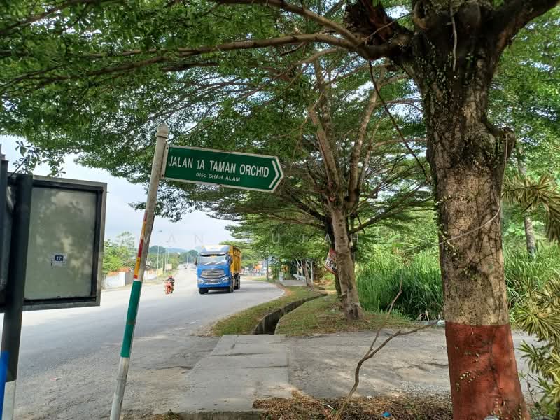 For Sale - Kampung Subang Baru