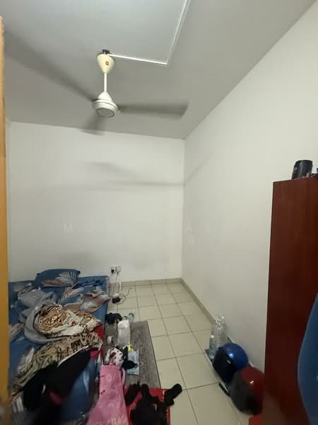 Apartment for Sale at Mentari Court 2, Bandar Sunway - Mohd Nazri Alias - Bedroom - PropertyGuru.com.my