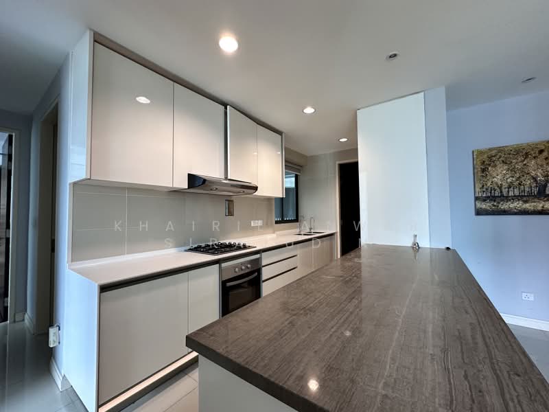 Servis Apartment untuk Dijual di Setia SKY Residences - Khairil Anwar Sirajudin - Kitchen - PropertyGuru.com.my