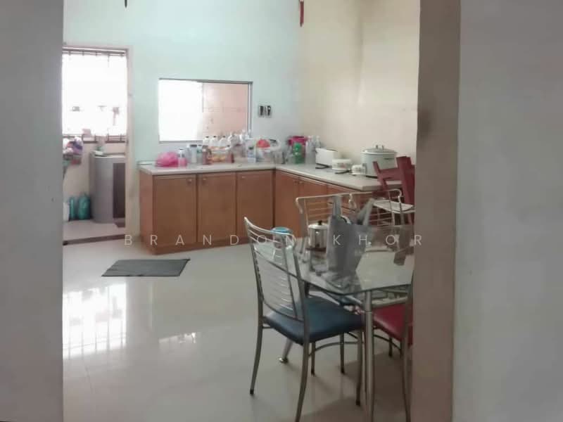 2-storey Terraced House for Sale in Bukit Indah (Iskandar Puteri (Nusajaya)) - Brandon Khor - Kitchen - PropertyGuru.com.my