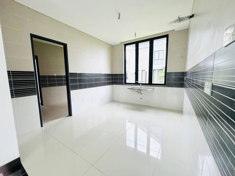 Bungalow for Sale in Kajang (Selangor) - Alif Saad - Kitchen - PropertyGuru.com.my