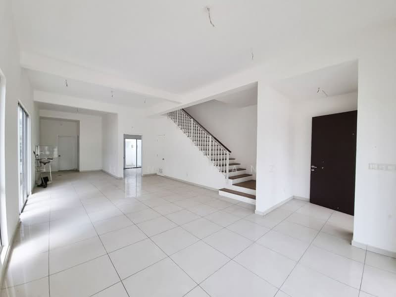 2-storey Terraced House for Sale in Bandar Gamuda Gardens (Rawang) - Hanif Hanz - Interior - PropertyGuru.com.my